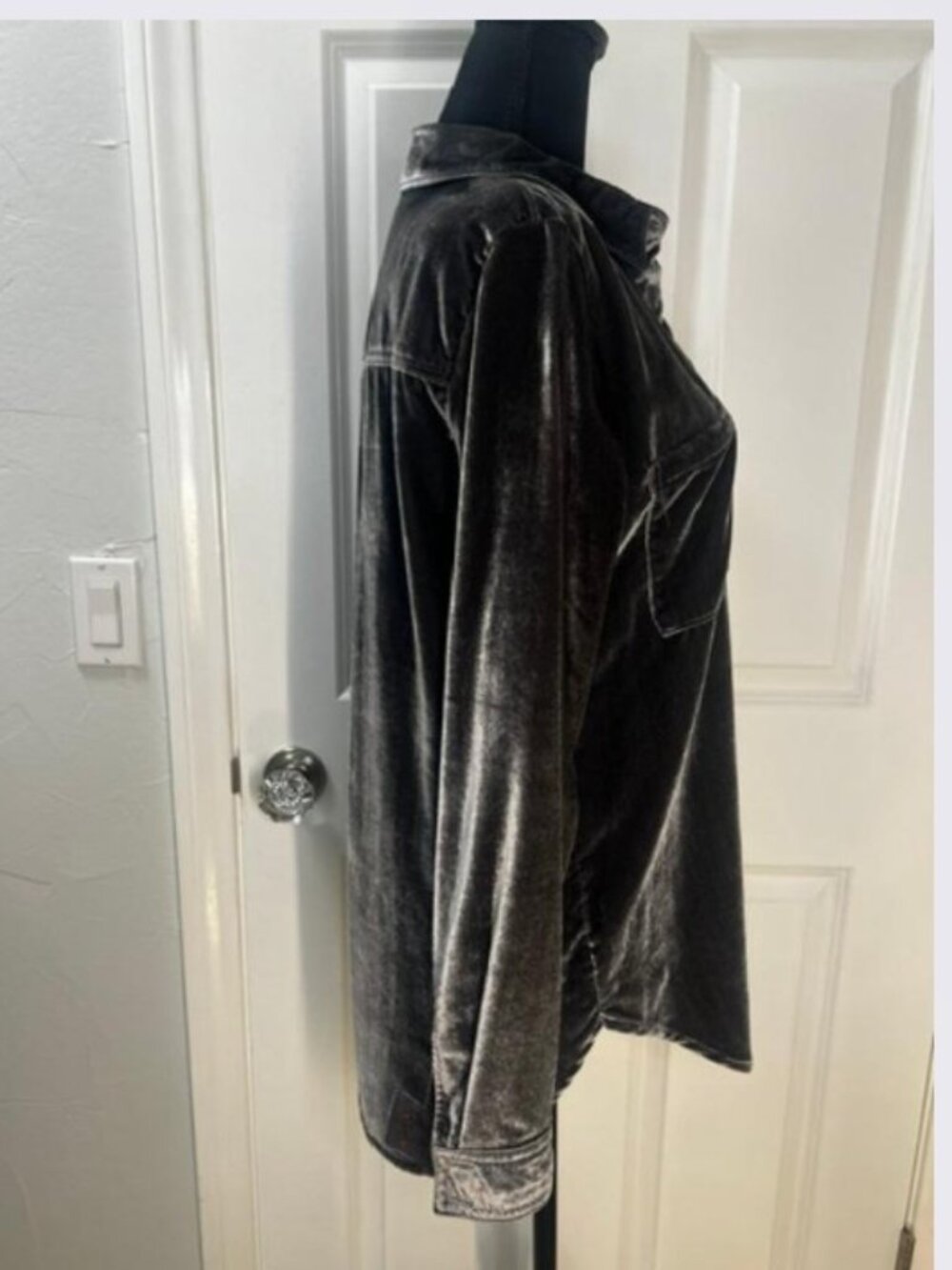 Pilcro Relaxed Velvet Buttondown in Grey from Anthropologie - Size Small - Picture 5 of 7